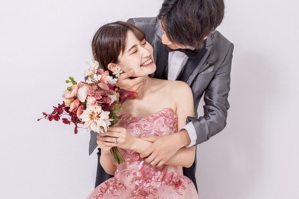 INAI WEDDING Ves 大阪で撮影されたカラードレスセルフウェディングフォト