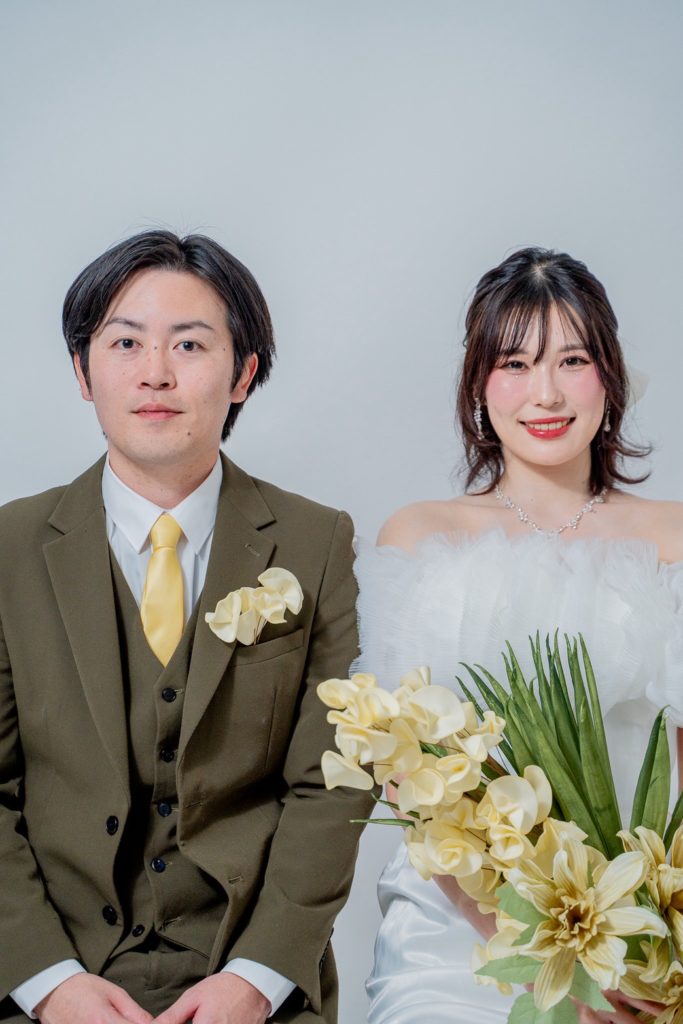 入籍フォト座りショット