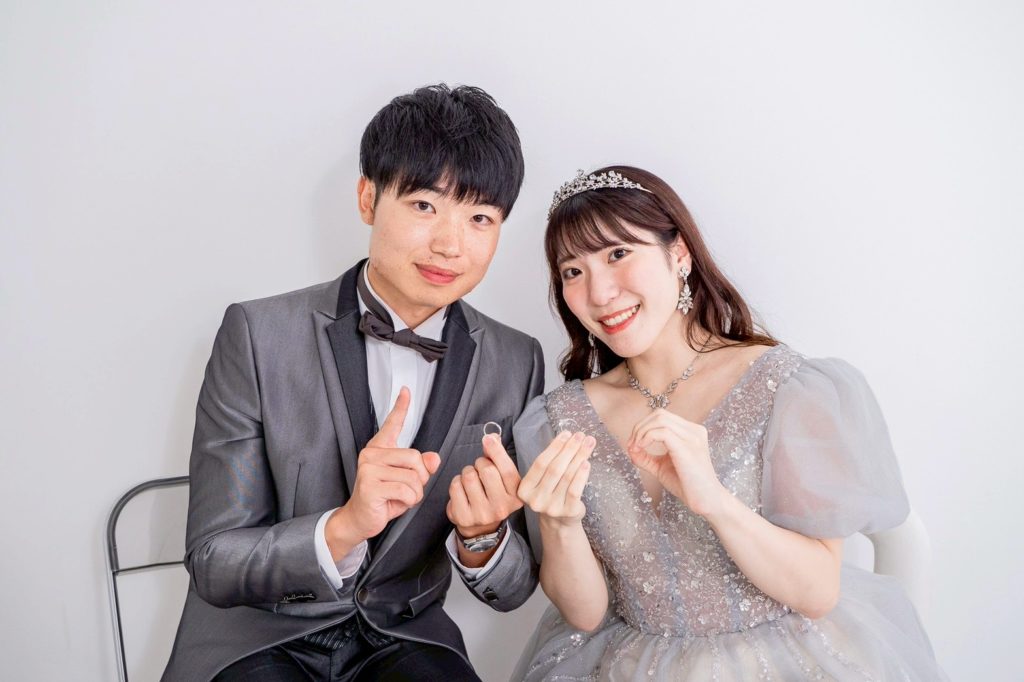 入籍フォト指輪ショット