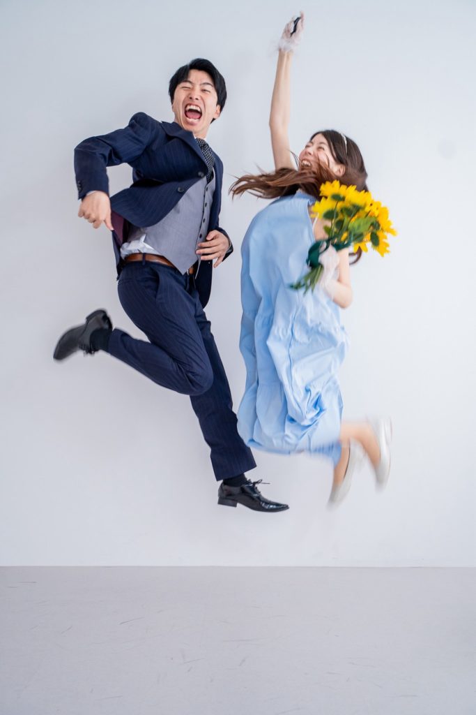 入籍フォト ジャンプショット